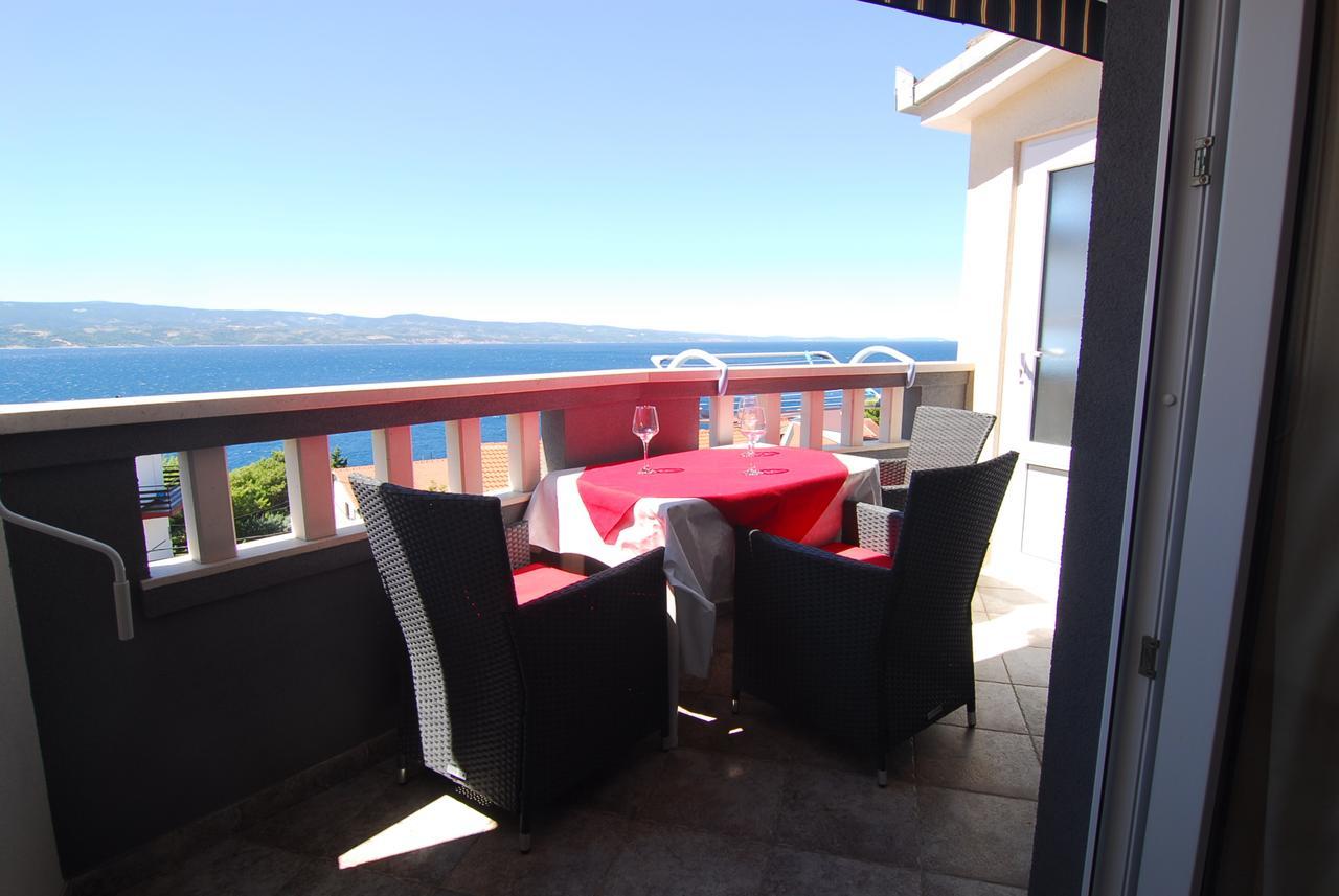 Villa Natalie Omis Exterior photo